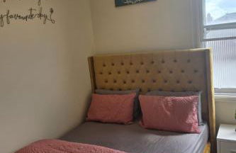 2 Bed - Sleeps 6 - Private Balcony - City Centre - Foto 10