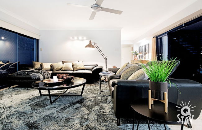 Sardinia 7 Bedroom Waterfront House - Q Stay - Foto 13