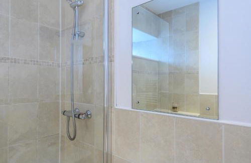 Morley’s Homely Retreat for Families Parking - Pass the Keys - Foto 26