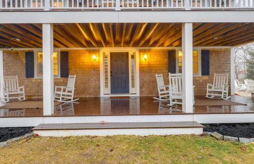 Easy Coast Access! Elevated Marthas Vineyard Stay - Foto 31