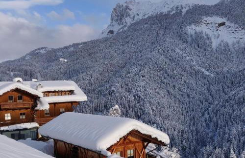 Chalet in Funes Valley with Dolomites Views - Foto 1