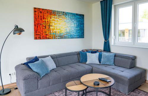 Sonnendeck Schwerin - Apartment mit Dachterrasse, Seeblick, Parkplatz, Fahrradschuppen, King-Size Bett - seenah relaxen - Foto 18