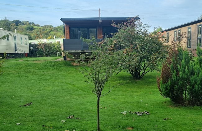 Stunning 1 Bedroom Lodge - Photo 17