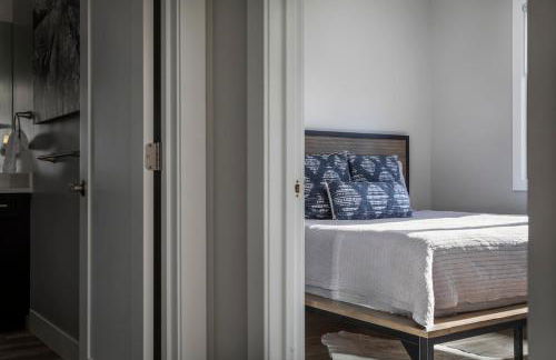 Capri 209 in the Heart of Downtown Traverse City - Foto 11