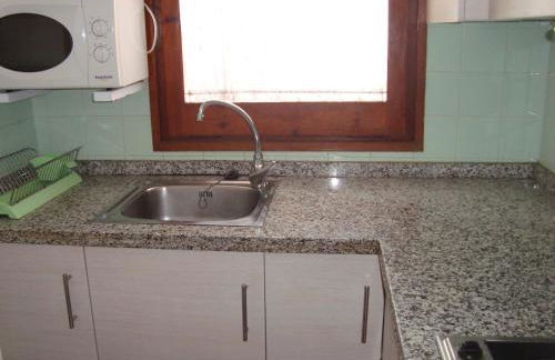 Maisonnette petit jardin barbecue Calafat Tridente 2 - Foto 12