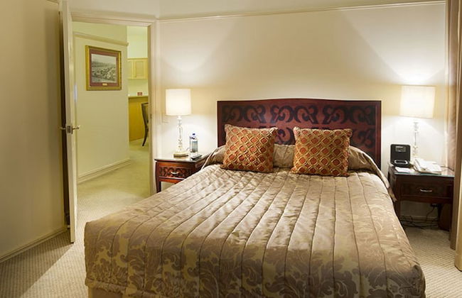 Royal Albert Hotel - Photo 14