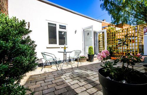 Self-Contained Holiday Accommodation in the Heart of Easingwold with Parking - Foto 1