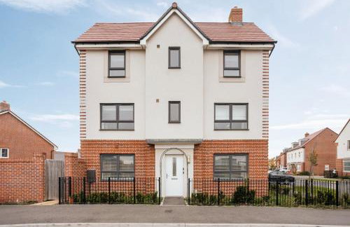 Aylesbury 4BR House-Garden & Parking Sleeps 10 - Foto 2