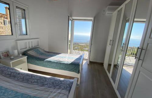 Rapunzel's Tower Mani - Foto 30