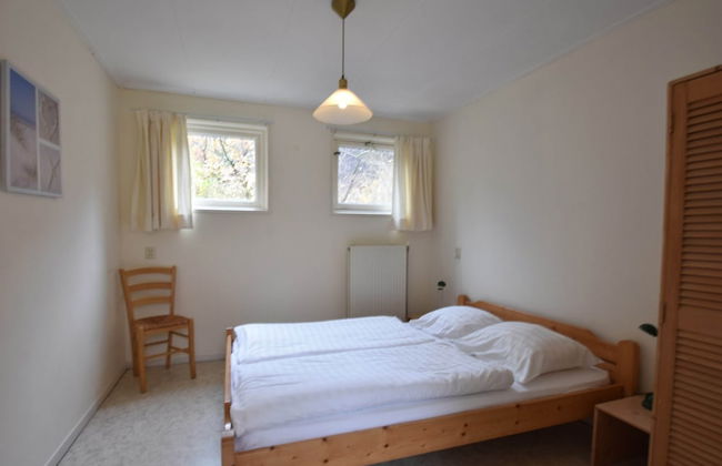 Timeless Charm and Cozy Stay - Photo 23