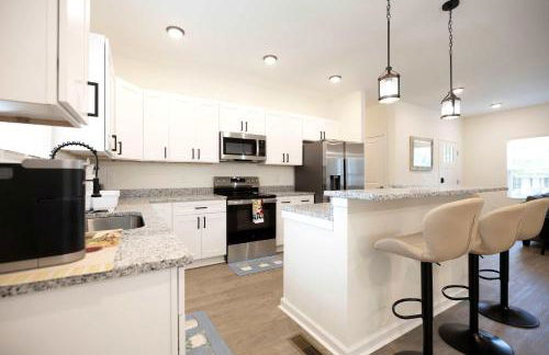 5 Min to Downtown - 12 to Elon - Deck - Wi-Fi - Foto 15