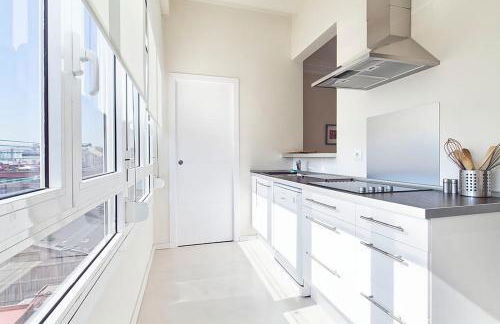 Central and Spacious Family Apartment - Foto 3