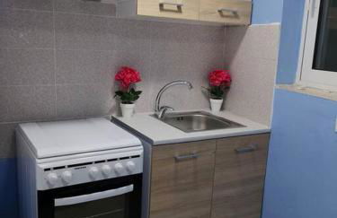 Valantas Garden Suite - Photo 8