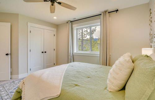 Spacious Donnelly Family Home with Private Hot Tub! - Foto 26