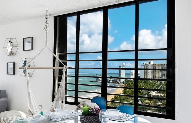 Maria Beach 1BDR Oceanfront Pool Parking - Photo 17