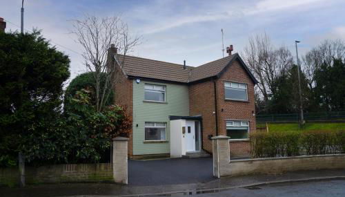 Spacious Family Stay Near the City - Foto 1