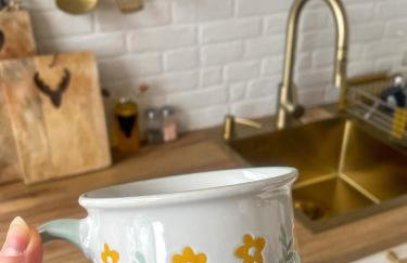 Zloty, a Skromny - ogrodzony domek z jacuzzi i widokiem na jezioro - Foto 4