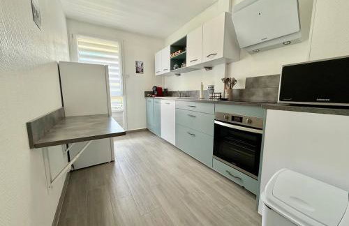 Appartement lumineux avec balcon - Foto 10