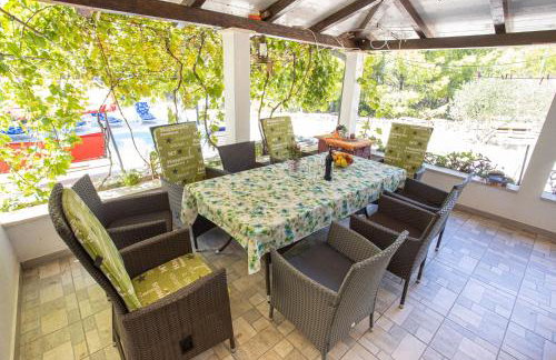 Obiteljska kuća za odmor Futura - Photo 73