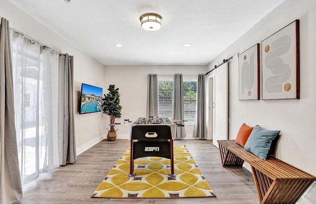 7 Br Home with Pool Gameroom & Soccer - Foto 17