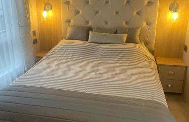 Rockley Park, Poole, Stunning Sea View, Close to Beach - Photo 9
