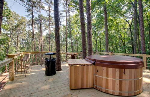 Lofted Romantic Tree House Immersed in Nature in Alabama - Foto 32