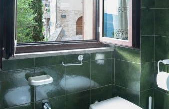 House in Central Todi with Sensational Views of Surrounding Countryside - Photo 28