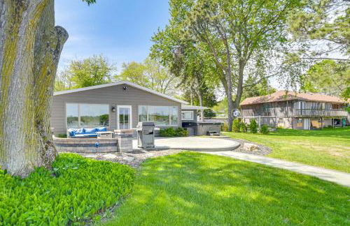 Steps to Mississippi River Cozy Hot Tub Haven! - Foto 24