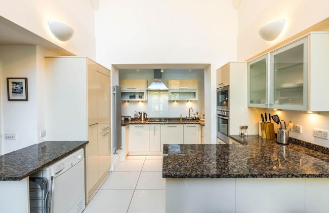 Unique 2 Bedroom Converted Artist's Studio - Foto 7