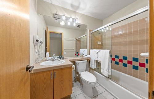 Palisades Tahoe Lodge Rentals Studio Loft #349 - Foto 13