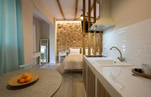 HOTEL KASTRI GARDEN APARTMENT - Photo 8