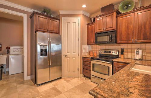 Riverfront Titusville Home with Pool and Pickleball! - Foto 7