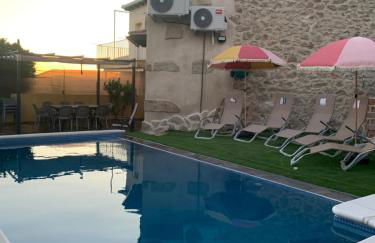 CASA RURAL PUERTO - casa completa con espacio exterior, wifi, estufa, barbacoa, piscina y zona de aparcamiento privada - IDEAL PARA DISFRUTAR EN FAMILIA O GRUPO DE AMIGOS - Foto 42