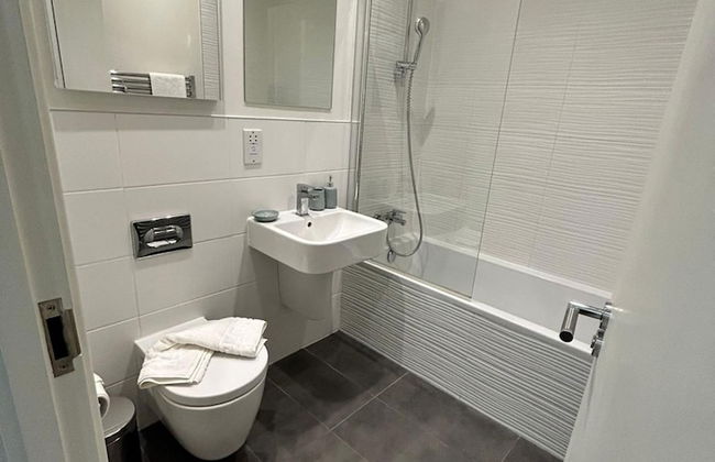 Luxury 1-bed Town Centre South Stevenage - Foto 17