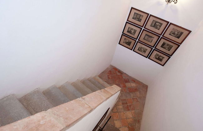 A Castle Stay in Wine Country - Foto 22