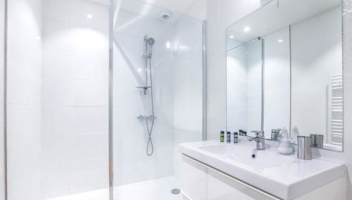 Magnifiques et lumineux Appartement de charme aux Quinconces ideal pour 4 ou 6 personnes - Foto 4