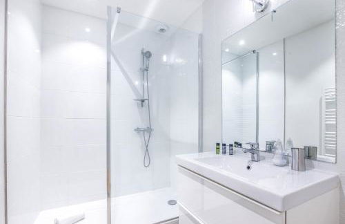 Magnifiques et lumineux Appartement de charme aux Quinconces ideal pour 4 ou 6 personnes - Foto 4