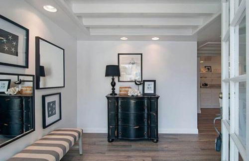 Remodeled Beach Bungalow, Block to the Beach - Photo 26