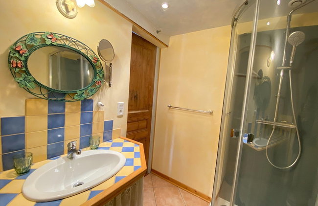 Charming Holiday Home With Garden in the Cotentin - Foto 11