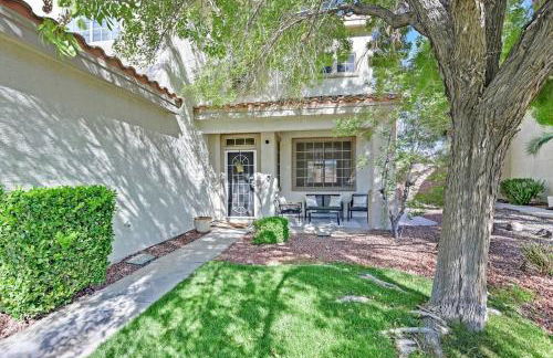 Stunning 4BR Getaway w Pool, Hot Tub, & Firepit - Foto 33