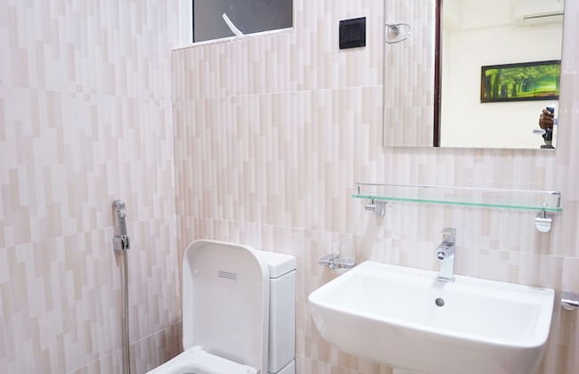 Amazing Alexandra Apartment - Photo 17