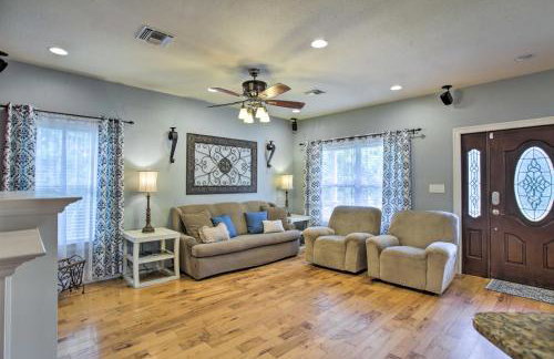 Waveland Family House, 4-Minute Drive to the Beach - Foto 4