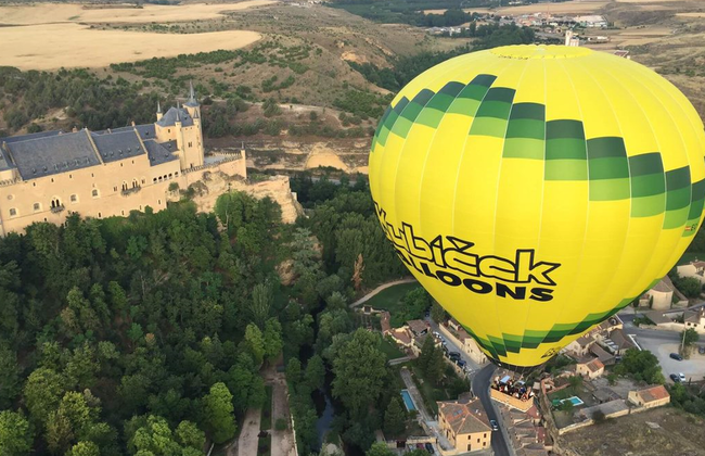 Passeio de Balão de Ar Quente sobre Segóvia - Foto 1