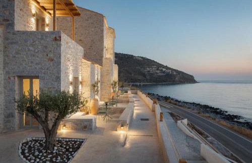 Yerma Suites Limeni - Photo 70