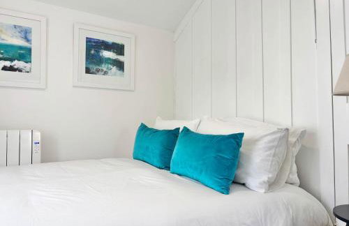 Quaint Cosy Cottage Mousehole - Photo 19