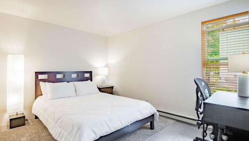 Ground Floor View 2 bed Condo in the Heart of Birch Bay - Foto 4