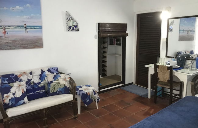 Barbados Chi Guest House - Photo 15