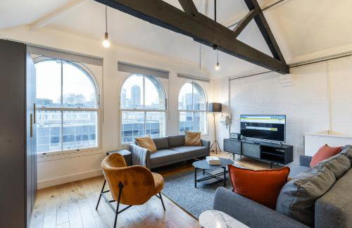 City of London Deluxe 4BR Steps to Tube - Foto 80