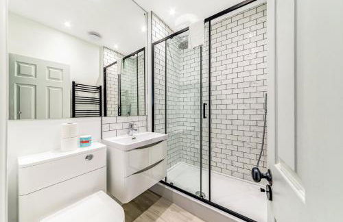 Luxury Converted Victorian Flat in Leafy Highbury - Pass the Keys - Foto 16