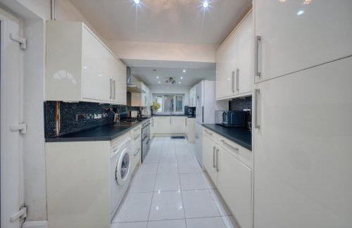 3 Bedrooms Sleeps 7 Free Parking - Foto 21
